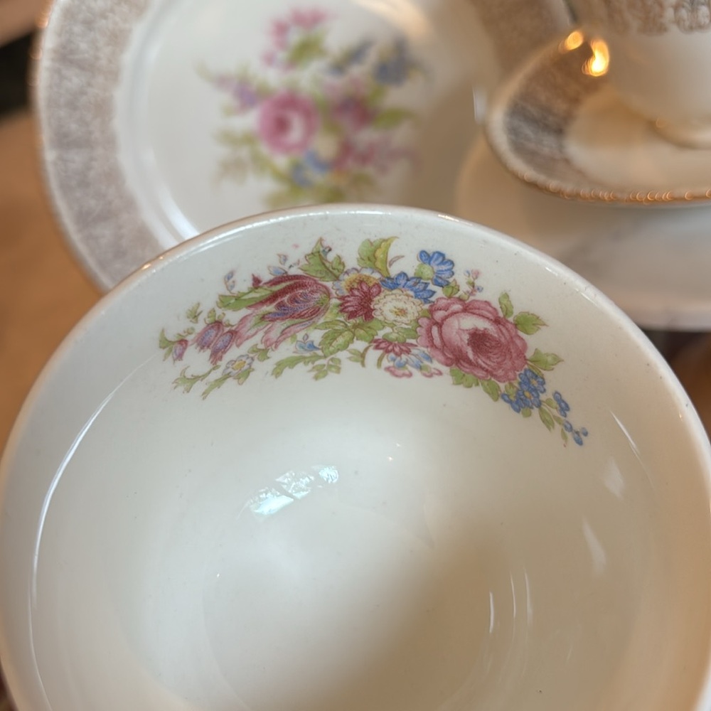 Homer Laughlin-11 Piece set - Picture 6 of 12